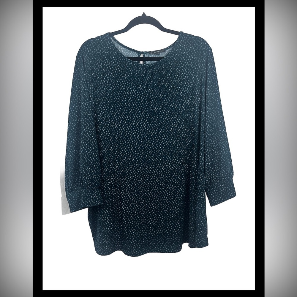 Adrianna Papell Green Teardrop Logo Flowy Blouse Size 3X